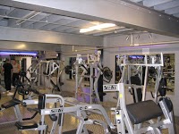 Physique Warehouse Gym 231401 Image 0